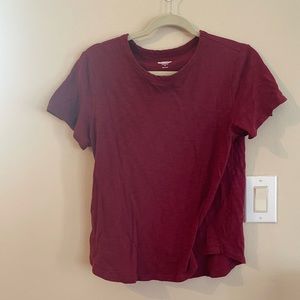 Old Navy Basic Red T